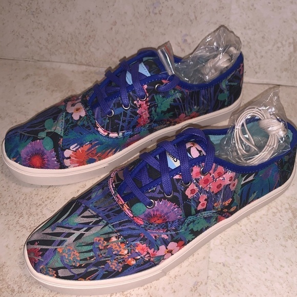 TOMS Tropical Multi Color Floral Print Lace Up Low Top Sneakers RARE size 6 - Picture 4 of 7